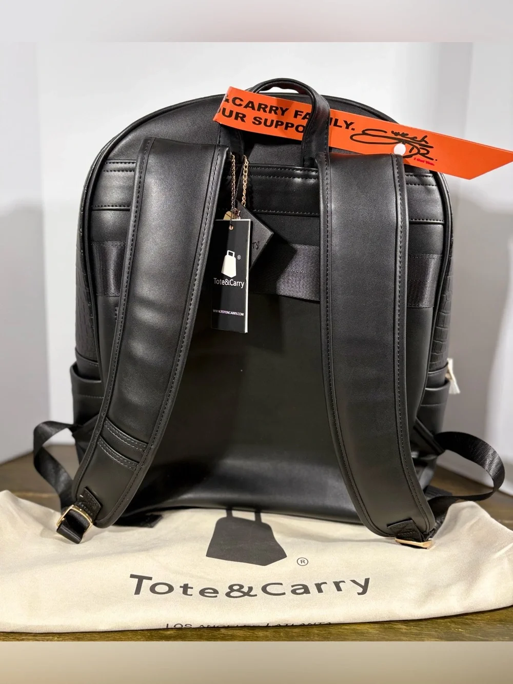 NWT Tote & Carry Statement Traveler Backpack in Black
